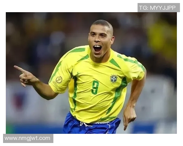 香港足球历史上的第一球星是谁 他的成就与影响力探析